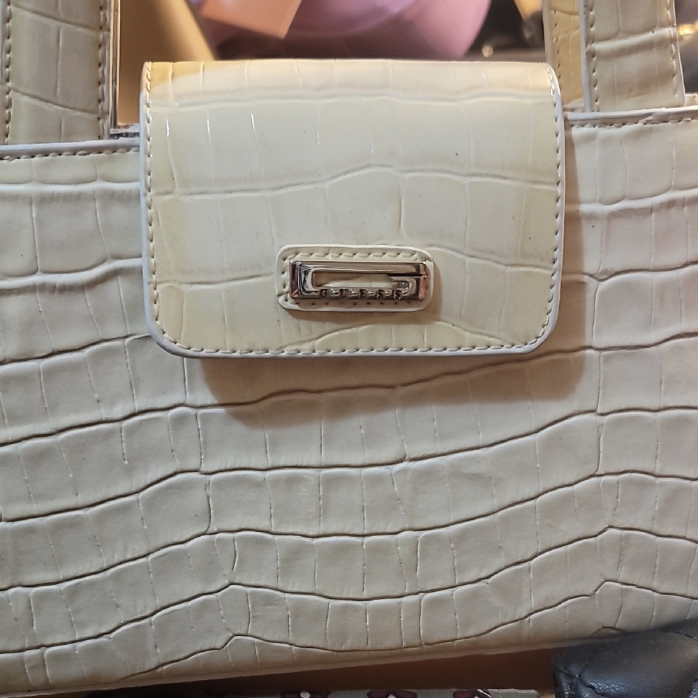 Guess Cream Crocodile-Embossed Women's Bag - Presidents Day Live Listing